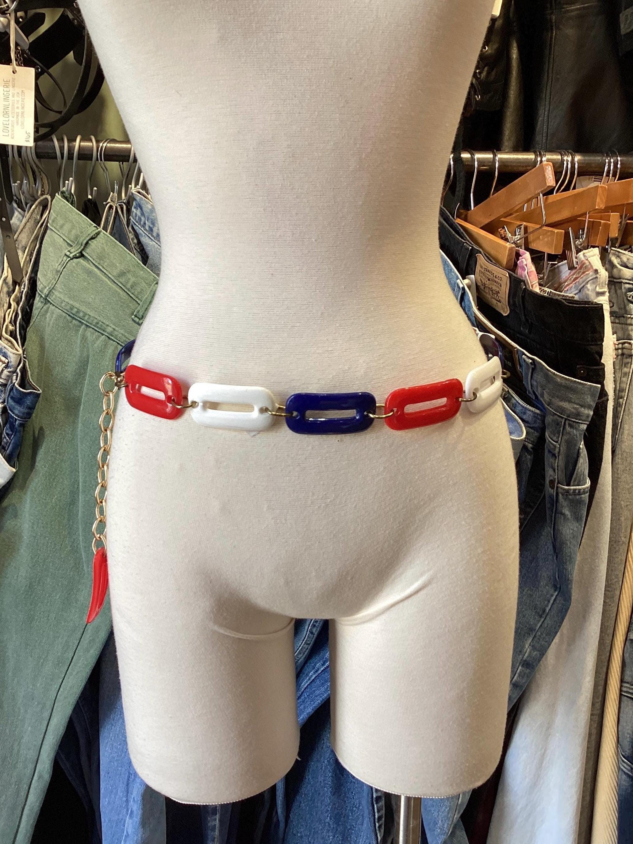 Brandy Melville Chain Belt Brandy melville circle chain belt!! so... | Depop main image 2