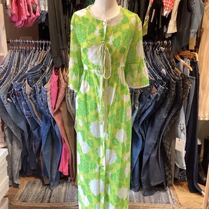 Vintage 1970’s Floral Duster Dress