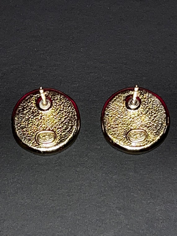 Chanel hammered coin CC Logo Gold Post Earrings - image 4
