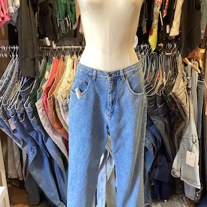 Vintage 90’s fore warned high rise moms jeans