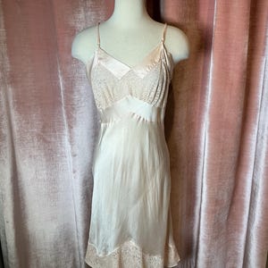 Vintage 1940’s pink satin silk lace illusion slip dress  S