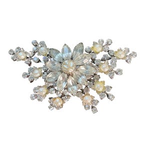 Vintage signierte Perle & Strass Blume Elegant Floral Crystal Hochzeit Brosche