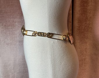 Vintage 1990s Versace Gold Plated Medusa Medallion Safety Pin