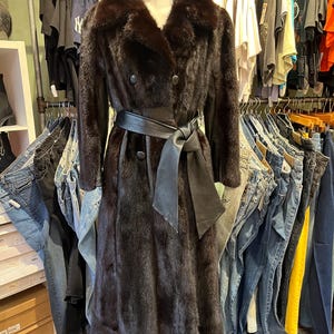 Vintage 1960’s Leather Panel Bergenfield Dark Brown Mink coat