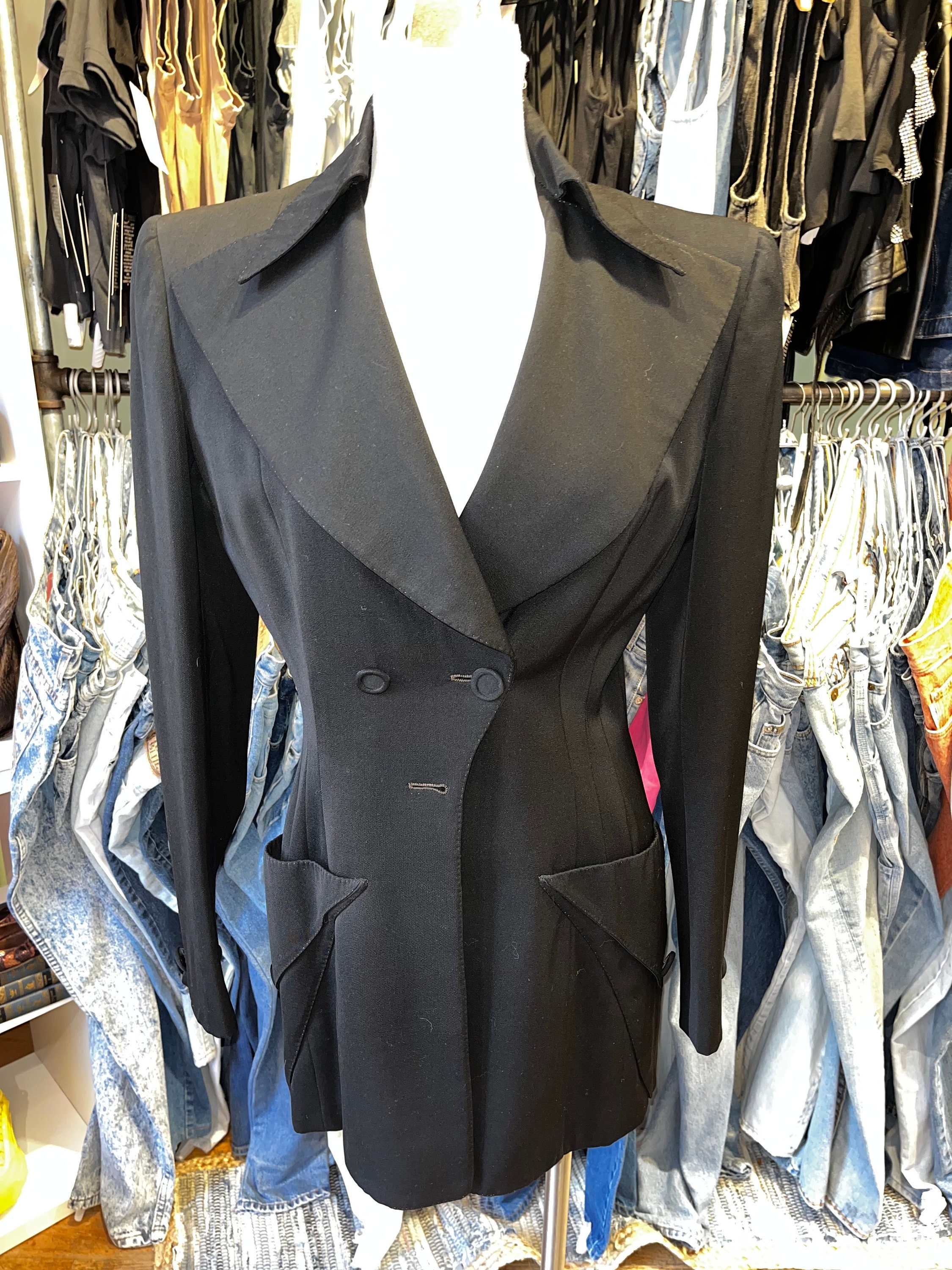 ジャケット・アウター vintage black power shoulder long coat il_fullxfull.5643978530_ktfv.jpg