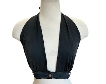 Top corto estilo halter de mezclilla oscura reciclada vintage para festival de verano