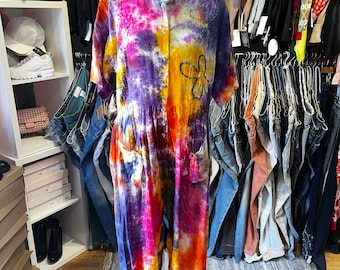 Vintage 80er-Jahre-Jumpsuit mit gefärbten Regenbogenperlen