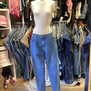 Vintage 90s denim Gap mom jeans