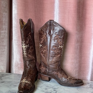 Vintage 1980&#39;s Circle G Brown leather floral embroidered western leather boots 7