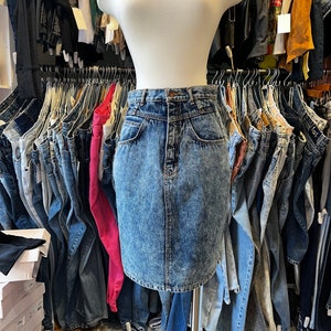 Vintage 80s GITANO acid wash pencil high waist mini jeans denim skirt