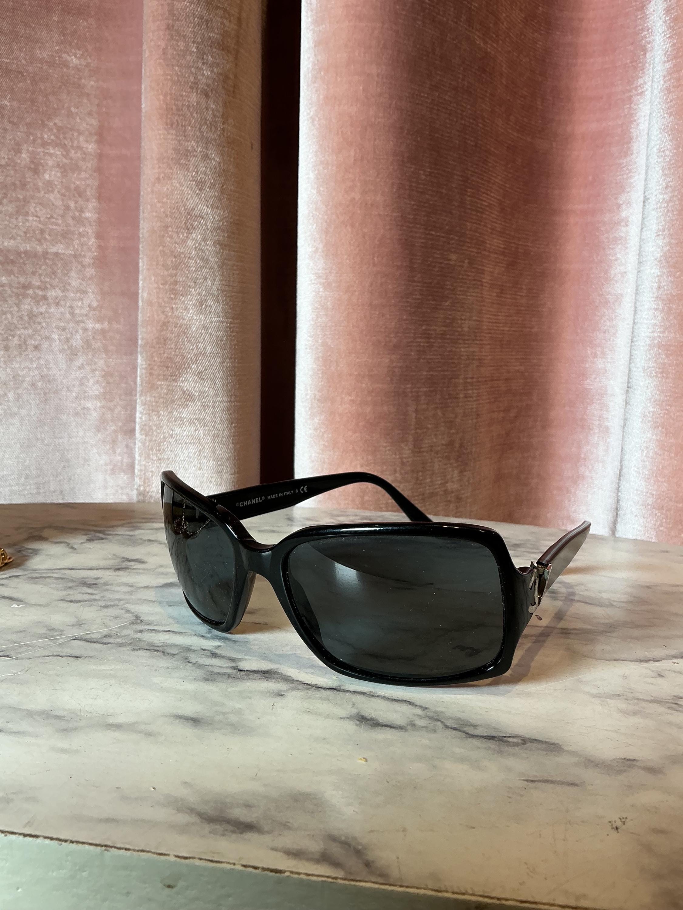 Vintage Y2K Chanel Black Rectangle Sunglasses Classic CC Logo