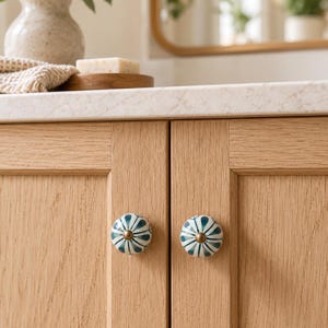Green Floral Ceramic Cabinet Knobs, Set of Two, Round Cream Drawer Pulls for Dressers, Cottage Kitchen Cupboard Handles, Decorative Hardware