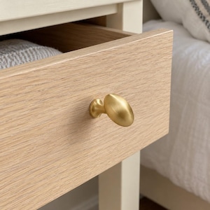 Oval Brass Cabinet Knob, 26.5mm Gold Drawer Pulls, Single Hole Dresser Handles, Minimalist Hardware for Kitchen Cupboards and Bedside Tables