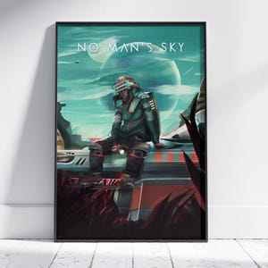 Puede incluir: Un póster enmarcado con el texto NO MAN'S SKY. La ilustración muestra a un explorador espacial con un traje azul verdoso y negro con una visera brillante, sentado sobre una nave espacial blanca y naranja. El fondo muestra un cielo azul verdoso.