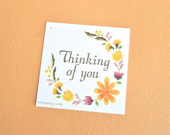 Imprimable carte de voeux "Pensée à vous" avec un décor de fleurs hongroises colorées, un excellent cadeau pour une personne formidable ou pour vos proches qui vous manquent.