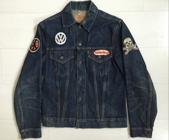 levis denim jacket with patches