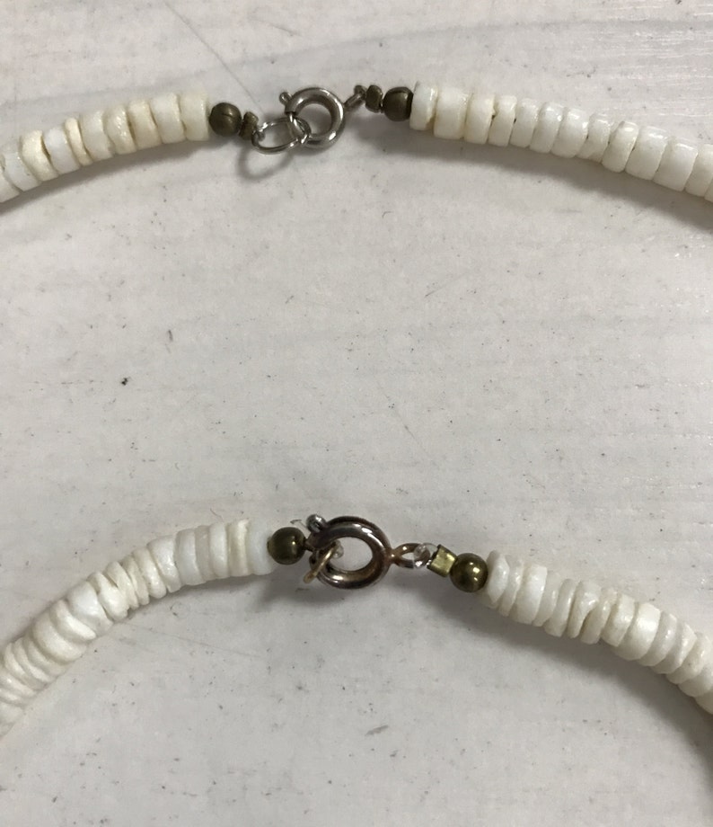 Vintage Shell Jewelry 1970s Seashell Necklace and Bracelet Set