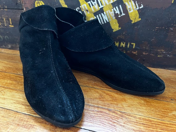 1980s Black Suede Moccasins - image 5