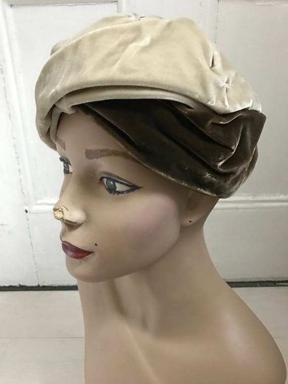 1960s Two-Tone Velvet Turban