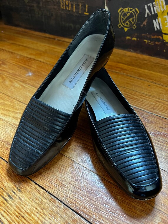 1980s Liz Claiborne Black Patent Leather Flats - image 2