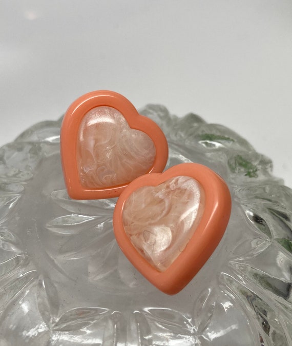 Vintage MCM salmon pink resin heart post earrings 