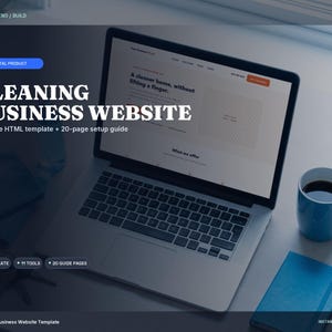 Può includere: Un portatile che mostra un modello di sito web per un'impresa di pulizie con il testo CLEANING BUSINESS WEBSITE, One-file HTML template + 20-page setup guide, 1 TEMPLATE, 11 TOOLS, 20 GUIDE PAGES e RIVENO / BUILD. Una tazza blu e un taccuino sono vicini.