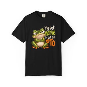Grumpy Frog T-shirt – Sarkastisk kontorshumor, utbrändhetsskämt (komfortfärger 1717)