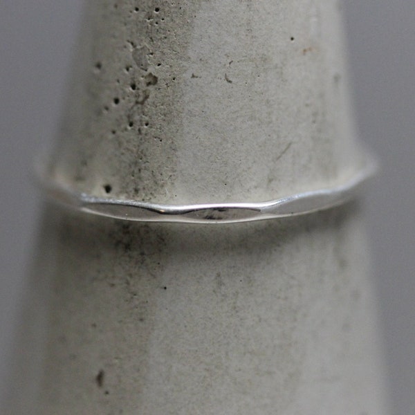 Silver Stack Ring Skinny Stacking Band Faceted Hammered Thin Round 1mm Sterling Silver Simple Ring Shiny  Silver Midi Ring Spacer