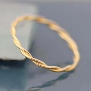Twist Ring 18k SOLID Gold Rope Infinity Loose Twisted Skinny Wedding Band 1.5mm Thin Stack Ring Spacer Finish EcoFriendly Recycled