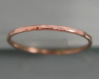 Rose Gold Ring 14k SOLID Rose Gold Thin 1mm Wedding Stacking Band Ring Hammered Spacer Faceted Shiny Finish Eco-friendly Recycled Gold