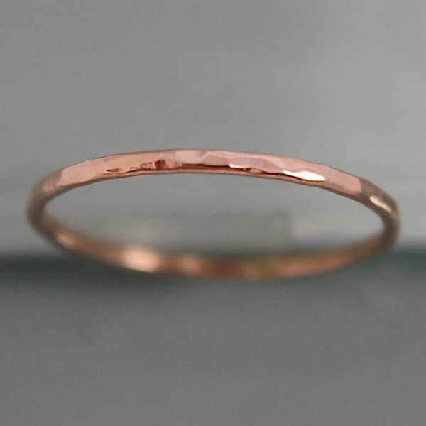 Rose Gold Ring 14k SOLID Rose Gold Thin 1mm Wedding Stacking Band Ring Hammered Spacer Faceted Shiny Finish Eco-friendly Recycled Gold