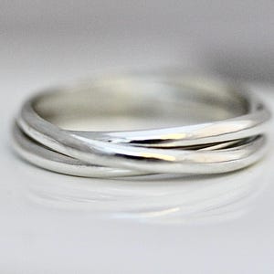 Bague triplette 3 anneaux entrecroisés en argent sterling demi-rond 2 mm x 1 mm d'épaisseur Anneau à rouler Fidget Spinner Puzzle Alliance en or 14 carats
