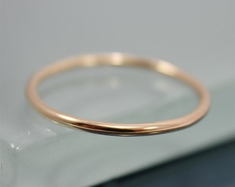 Gold Ring 14k 1.3mm SOLID Gelb Gold Hochzeit Stapel Band Ring Glattes Glänzendes Finish Eco Freundlich Recyceltes Gold