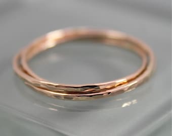 Interlocked 14k Solid Gold Rolling Ring Russian Wedding Band Infinity Puzzle Ring 3 Thin Hammered Bands Ring Faceted Shiny Finish