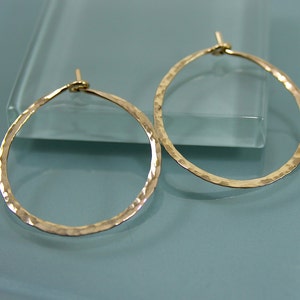 1" 14k Gold Filled  Hammered Texture Hoop Earrings Basic Hoops by Tinysparklestudio