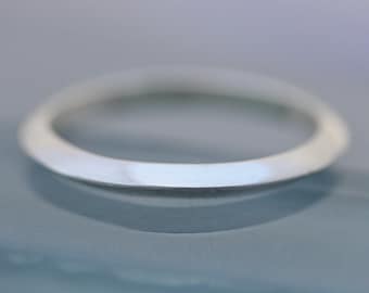 Silver Ring Knife Edge Triangle Profile Solid Sterling Silver Wedding Band 2.5mm x 2mm 14k Gold Option Recycled Eco-Friendly Sourced
