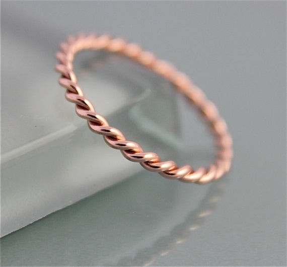 Rose gold rope ring hotsell