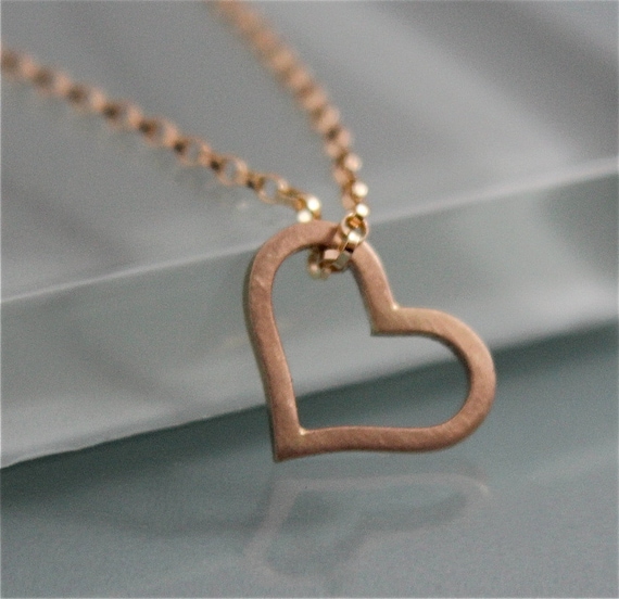 Gold floating heart necklace clearance