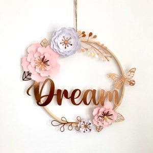 Corona di fiori in legno, personalizzata, nome, regalo di nascita, baby shower, decorazione della stanza, cerchio di legno, regalo di compleanno, bambino