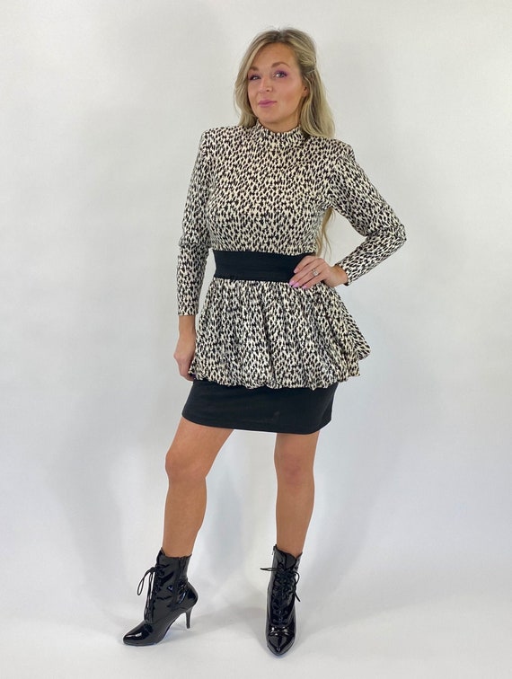 80's Novelty Print People Peplum Dress
