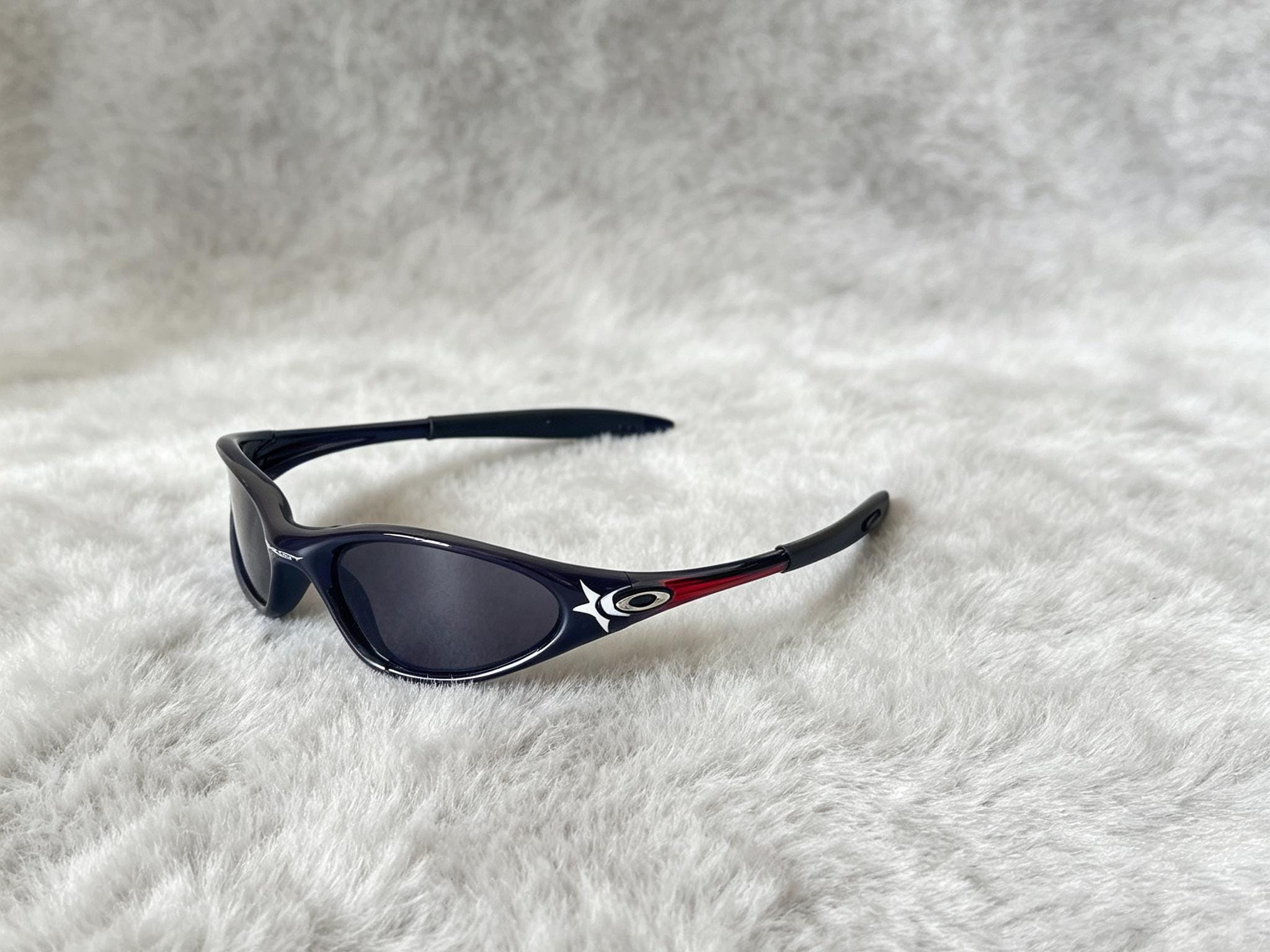 Oakley minute - Etsy 日本
