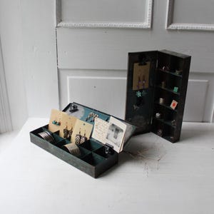 ONE Vintage Metal Tool Box Divided Tray Jewelry Display