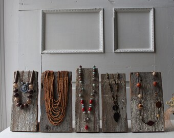 ONE Necklace Display Board - Weathered Wood with Chippy Paint - Necklace Holder / Bust - Salvaged Wood - Boutique Retail Jewelry Display 10"