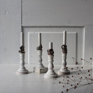 ONE Ring Holder Display Ring Display Organizer Distressed White Shabby Chic Jewelry Display image 1