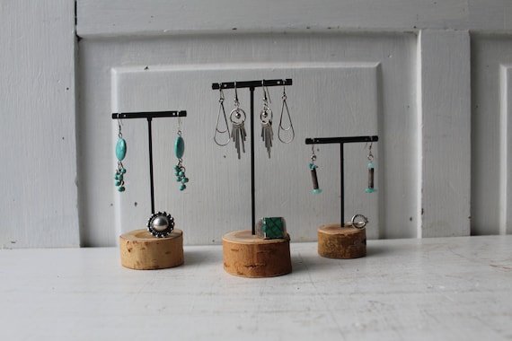 ONE Earring Display Stand Three Heights Available Live Edge Wood Slice &  Metal T Stand Earring Holders Natural Jewelry Displays 