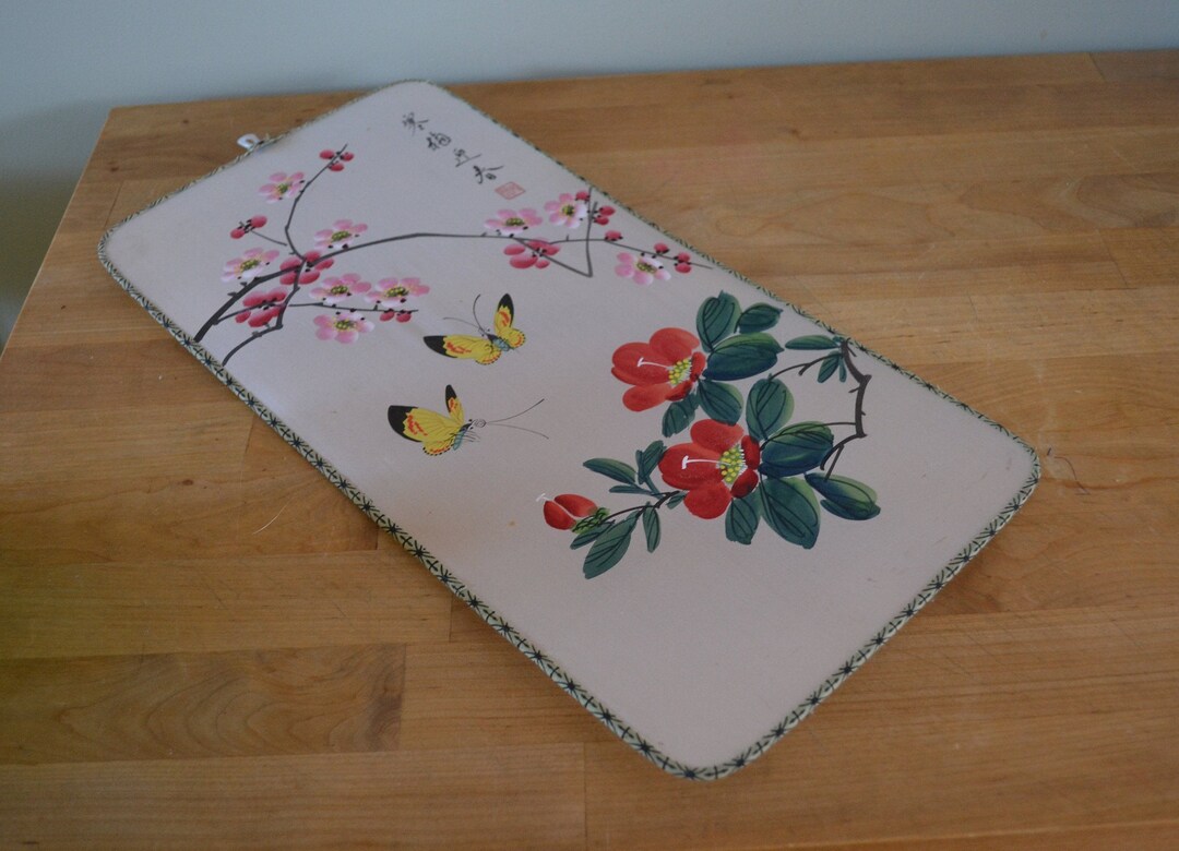 Hand Painted Japanese Silk Screen Wall Hanging/silk Butterfly Wall