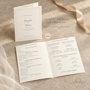 Peut inclure: Un programme de mariage catholique ivoire avec du texte anthracite. La couverture affiche les noms Elizabeth et Thomas, la date du 14 juin 2027 et les détails de l'église. L'intérieur ouvert détaille le déroulement de la cérémonie et la réception.