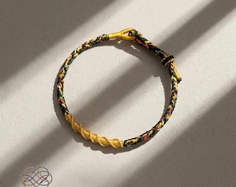 Handgefertigtes Makramee-Armband aus gedrehtem Goldfaden, Boho-Freundschaftsarmband (6 Farben)