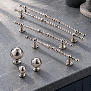 Boutons et poignées de meubles chromés, boutons boule en laiton et poignées de tiroir décoratives