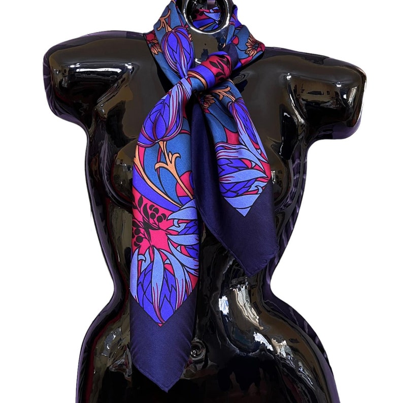 Liberty of London Vintage Printed Silk Twill Square Scarf zdjęcie 2